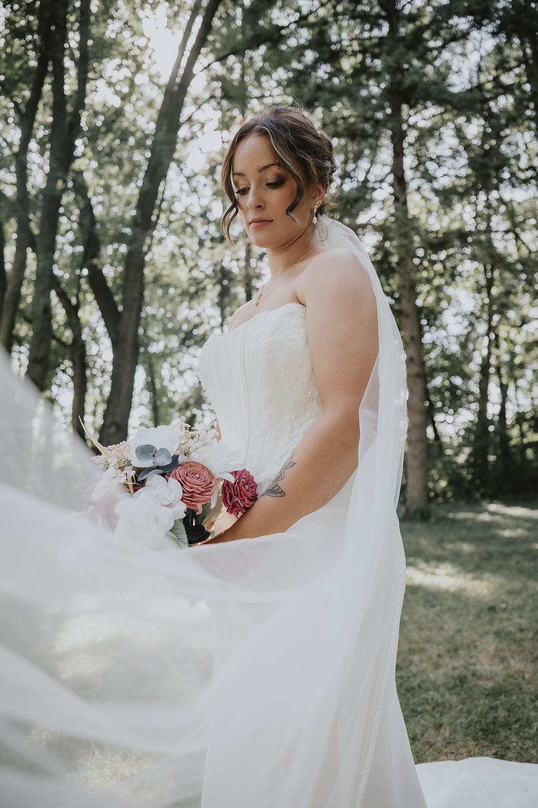 good-tree-farmstead-rustic-minneapolis-madelyn-david-madelyn-david-007-29 Good Tree Farmstead Wedding | Madelyn & David -
