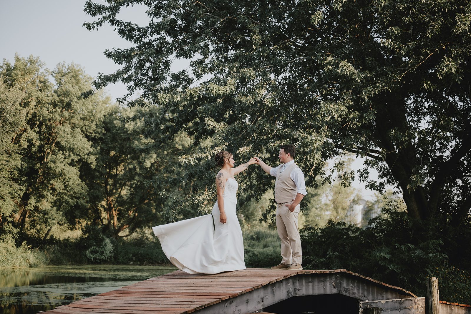 good-tree-farmstead-rustic-minneapolis-madelyn-david-madelyn-david-029-03 Good Tree Farmstead Wedding | Madelyn & David -