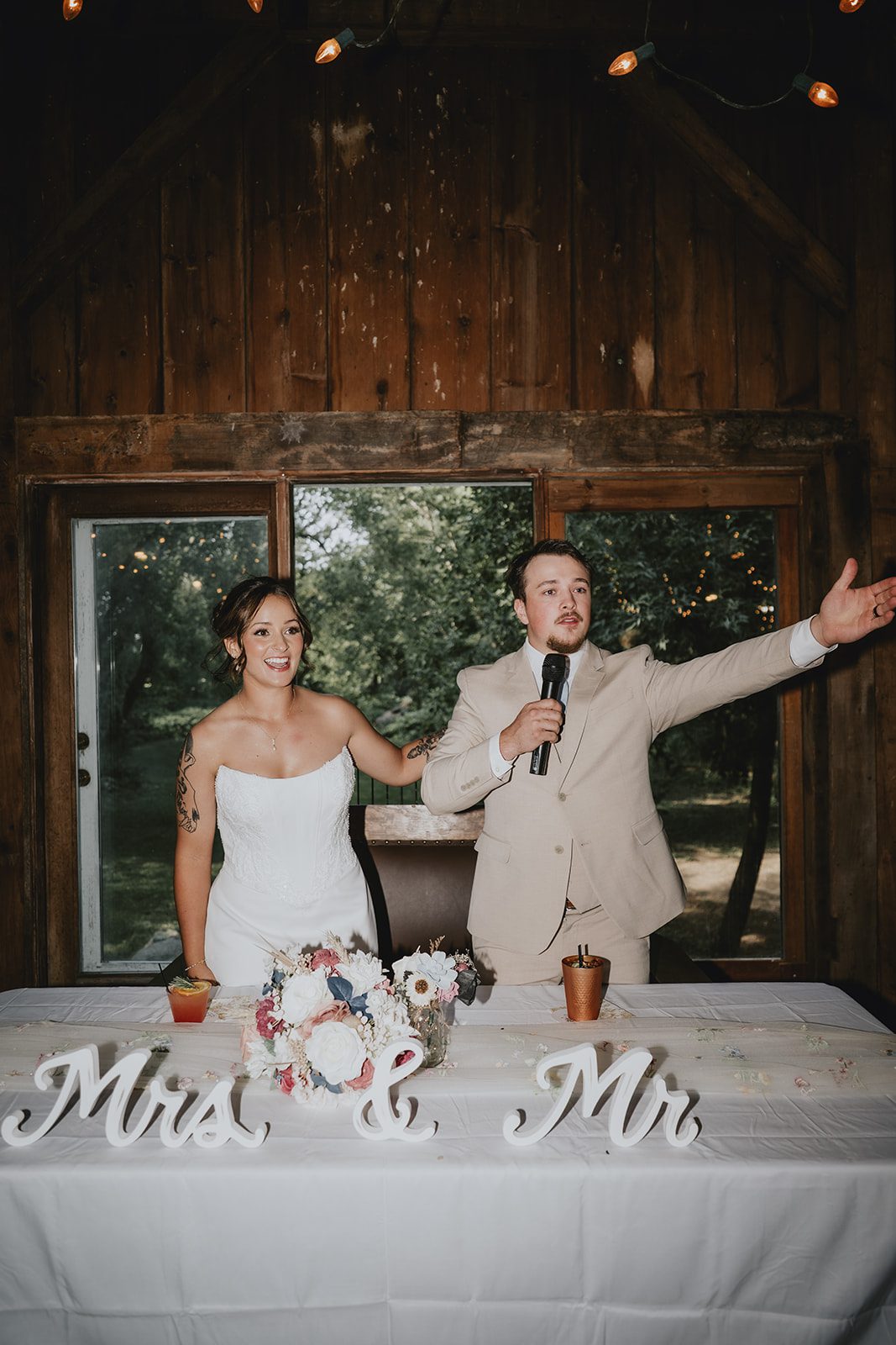 good-tree-farmstead-rustic-minneapolis-madelyn-david-madelyn-david-031-06 Good Tree Farmstead Wedding | Madelyn & David -