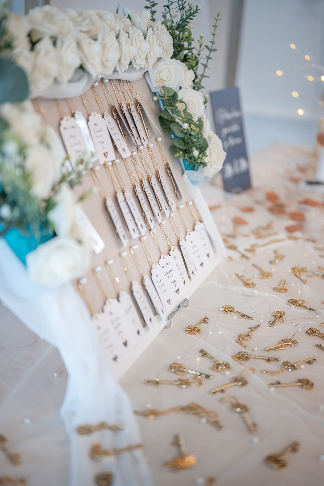 harbor-lights-timeless-providence-feng-donald-p005-35 Escort card display for wedding guests