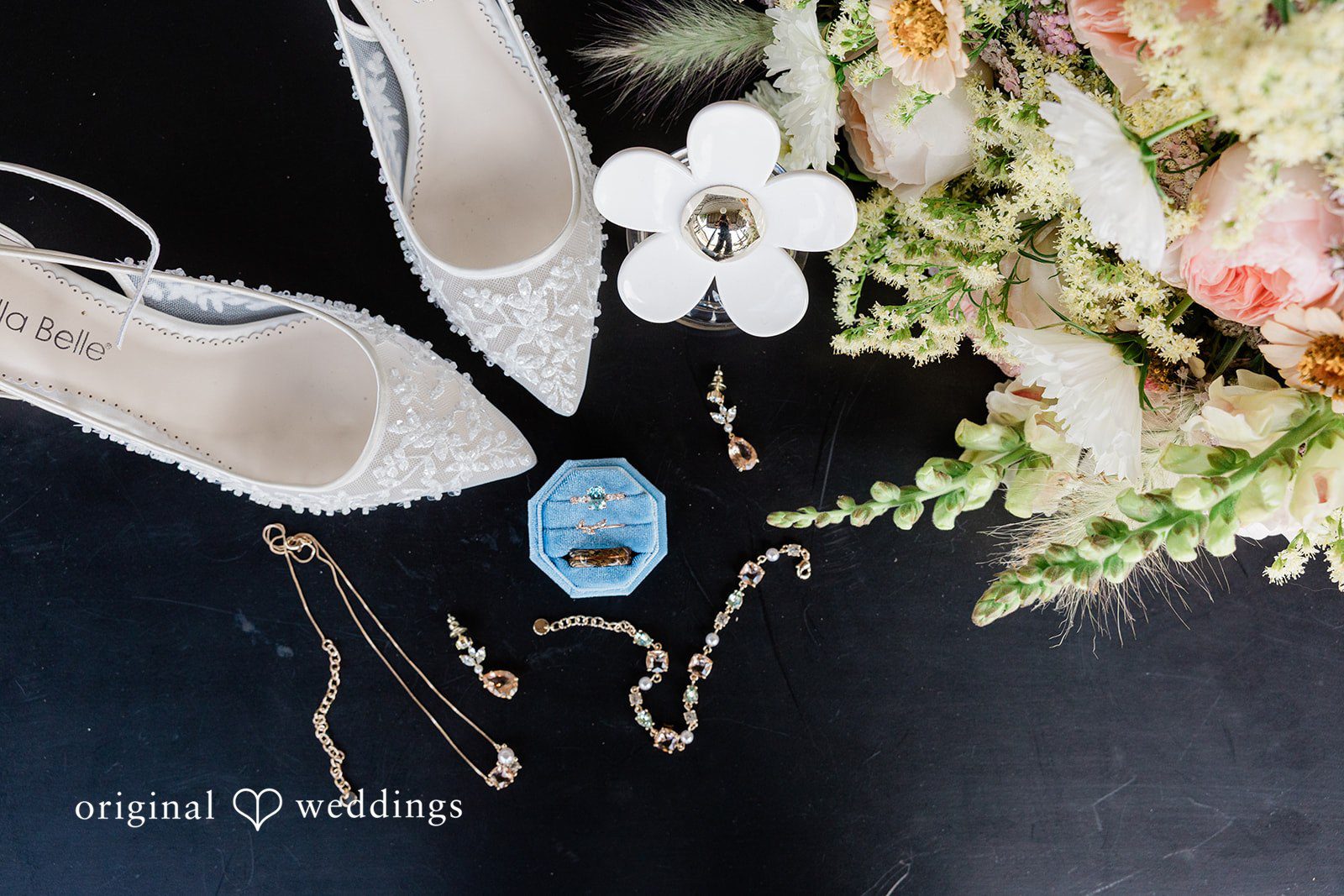 Megan + Kevin Seattle Wedding Photographers at Hidden Meadows | Megan & Kevin -