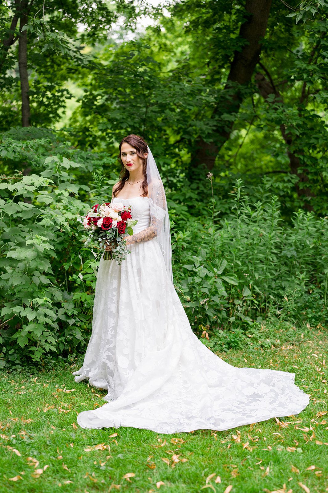hubbard-park-lodge-timeless-milwaukee-dakota-evan-dakota-evan-007-22 Hubbard Park Lodge Wedding | Dakota & Evan -