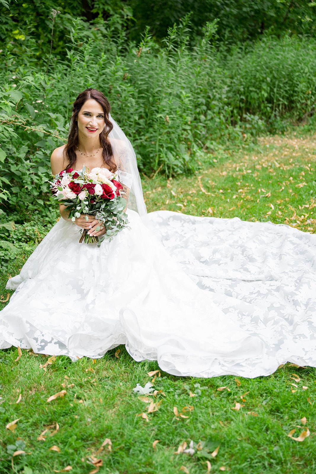 hubbard-park-lodge-timeless-milwaukee-dakota-evan-dakota-evan-010-38 Hubbard Park Lodge Wedding | Dakota & Evan -