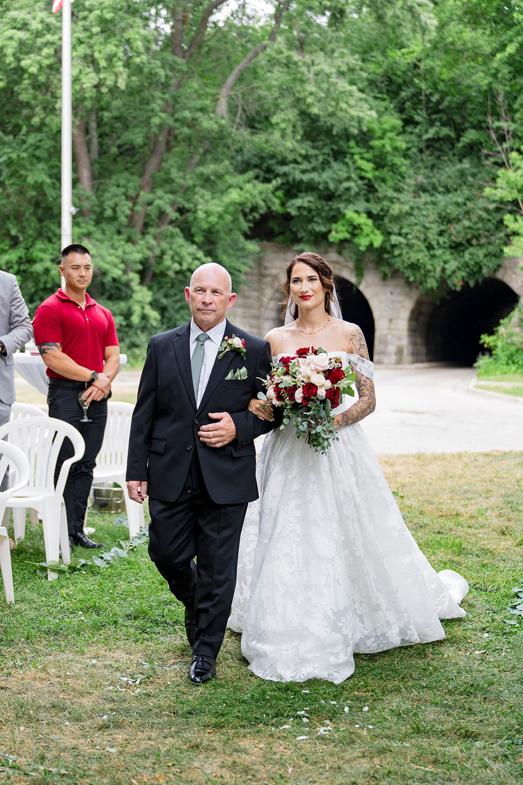 hubbard-park-lodge-timeless-milwaukee-dakota-evan-dakota-evan-017-39 Hubbard Park Lodge Wedding | Dakota & Evan -