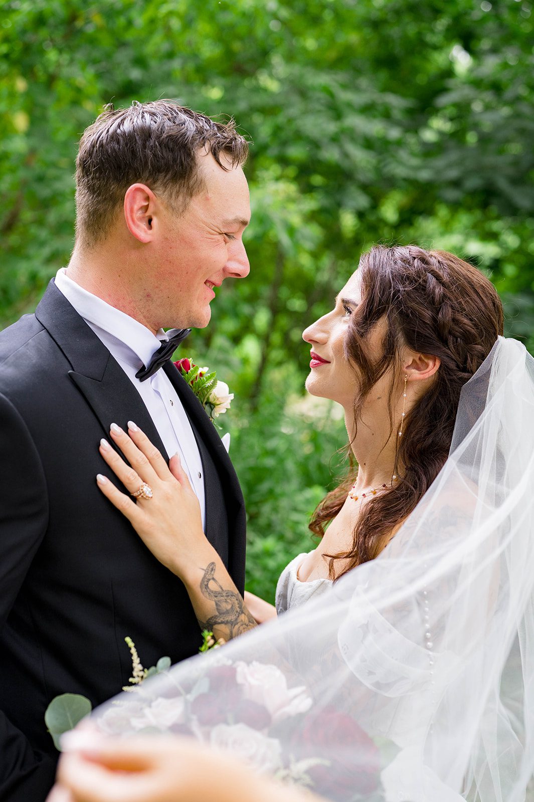 hubbard-park-lodge-timeless-milwaukee-dakota-evan-dakota-evan-027-13 Hubbard Park Lodge Wedding | Dakota & Evan -