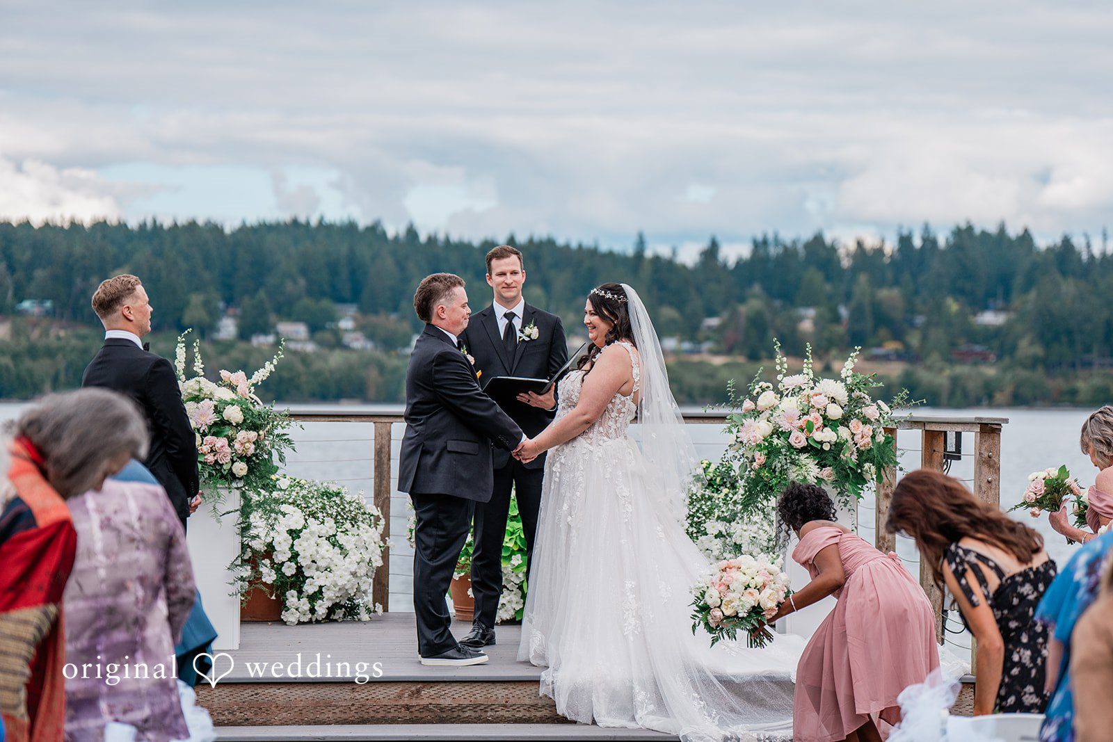 Phoebe + Devin Seattle Wedding Photographers at Kiana Lodge | Phoebe & Devin -