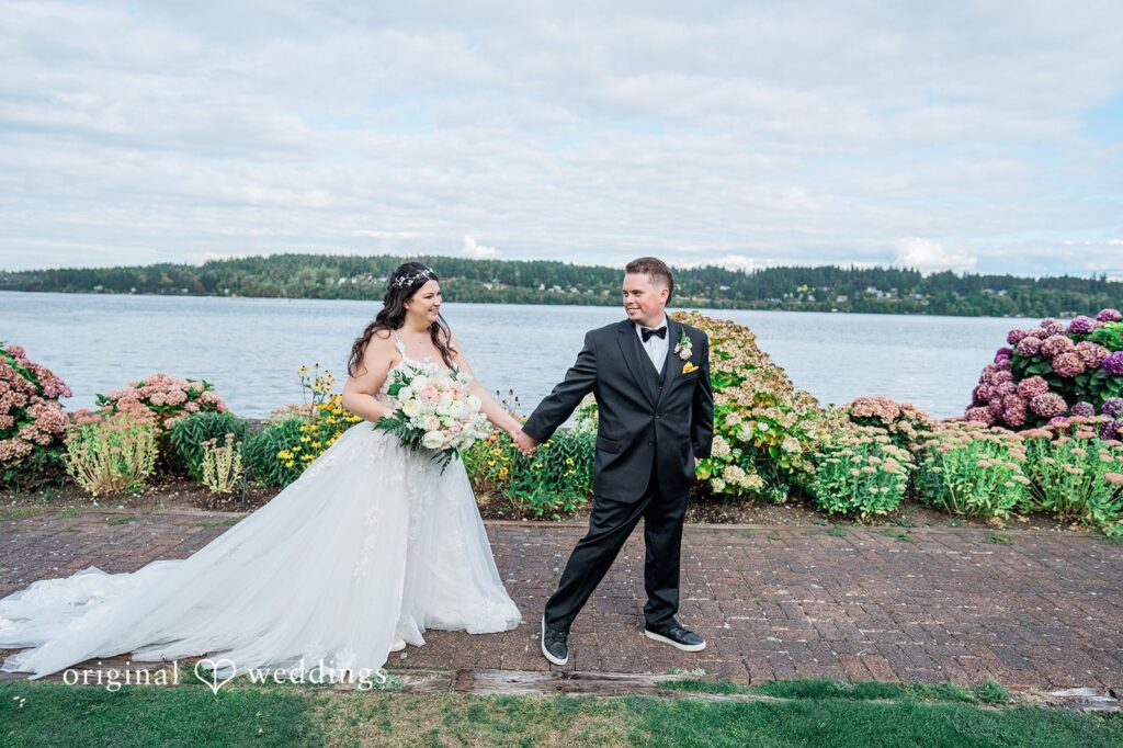 Phoebe + Devin Seattle Wedding Photographers at Kiana Lodge | Phoebe & Devin -