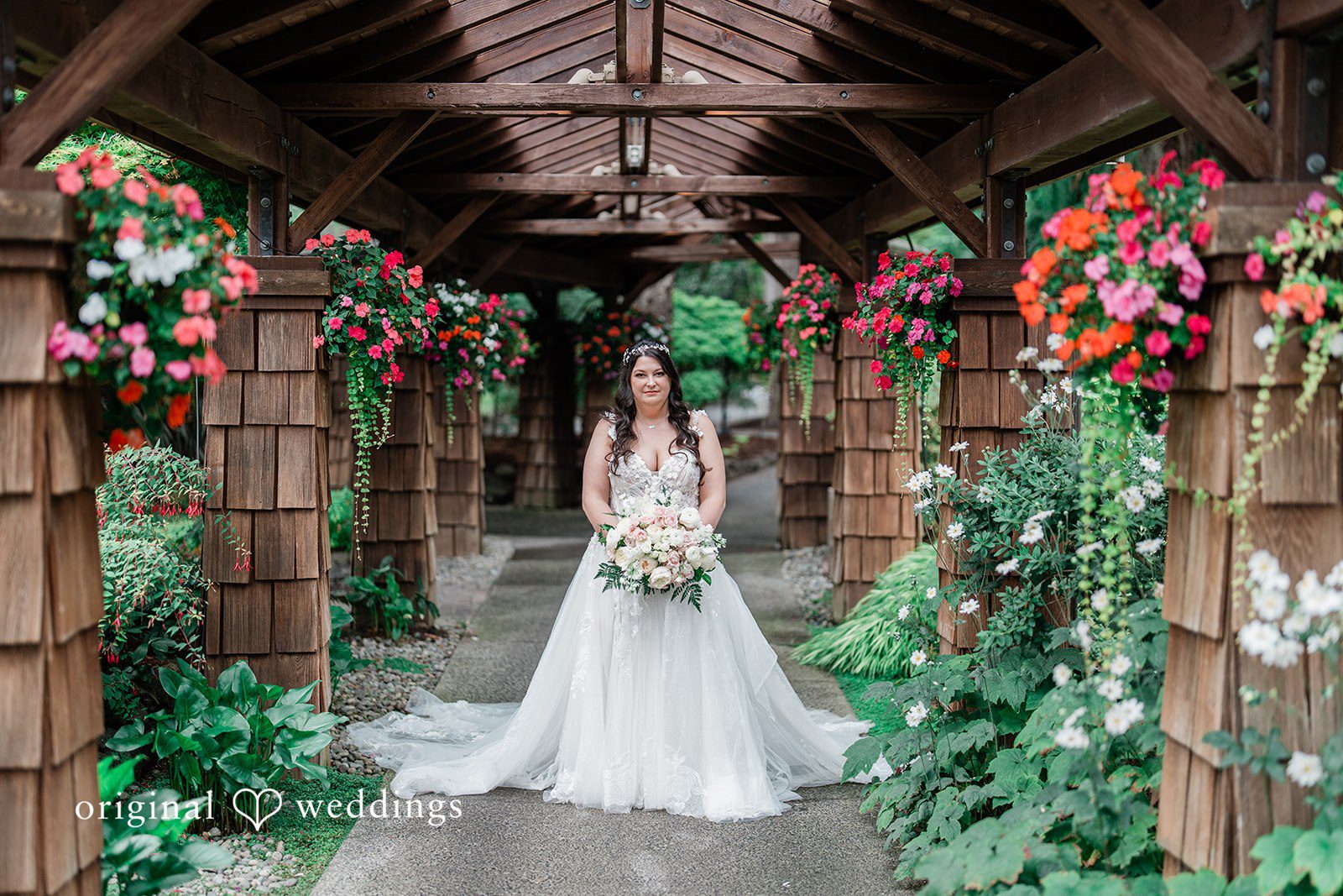 Phoebe + Devin Seattle Wedding Photographers at Kiana Lodge | Phoebe & Devin -