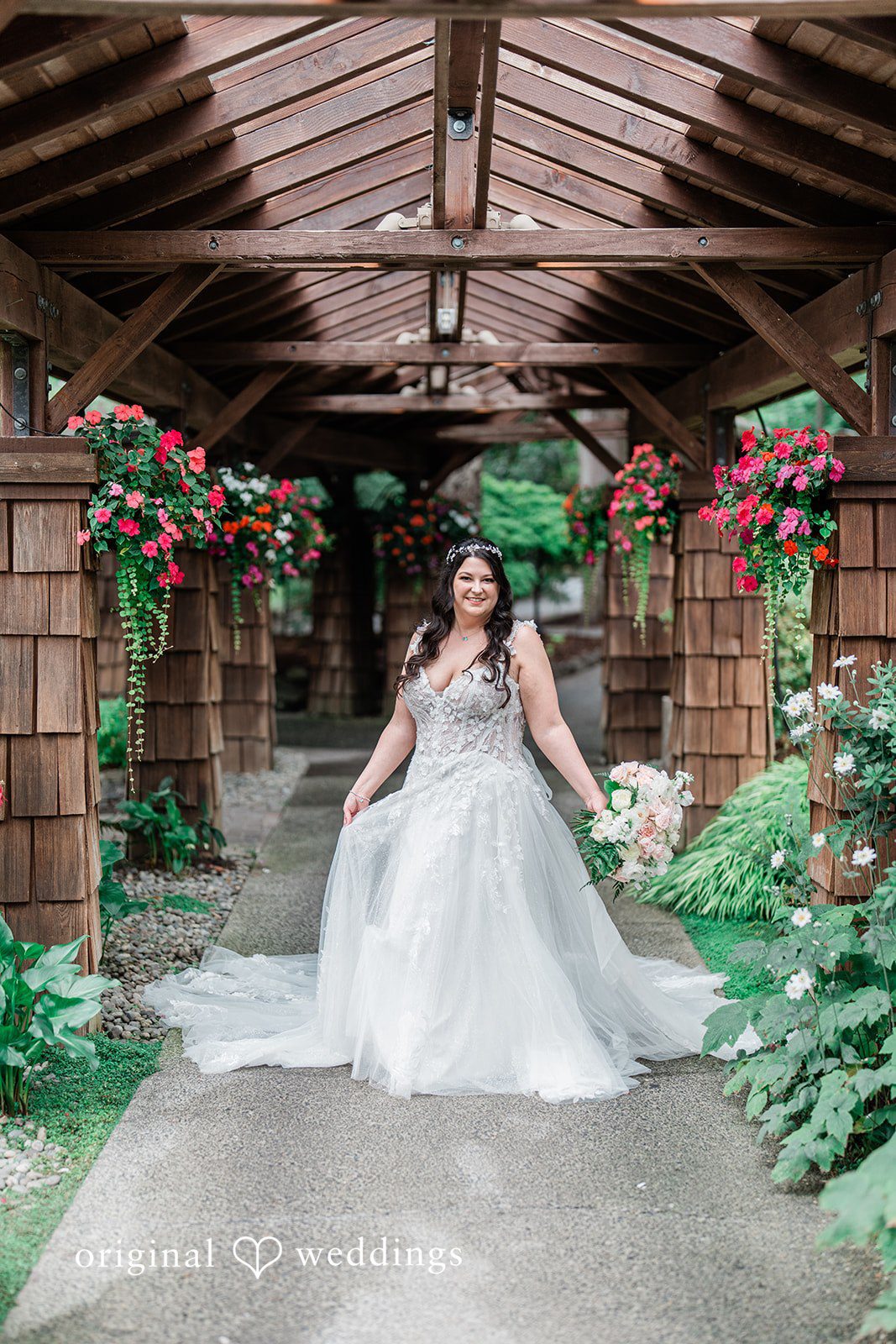 Phoebe + Devin Seattle Wedding Photographers at Kiana Lodge | Phoebe & Devin -