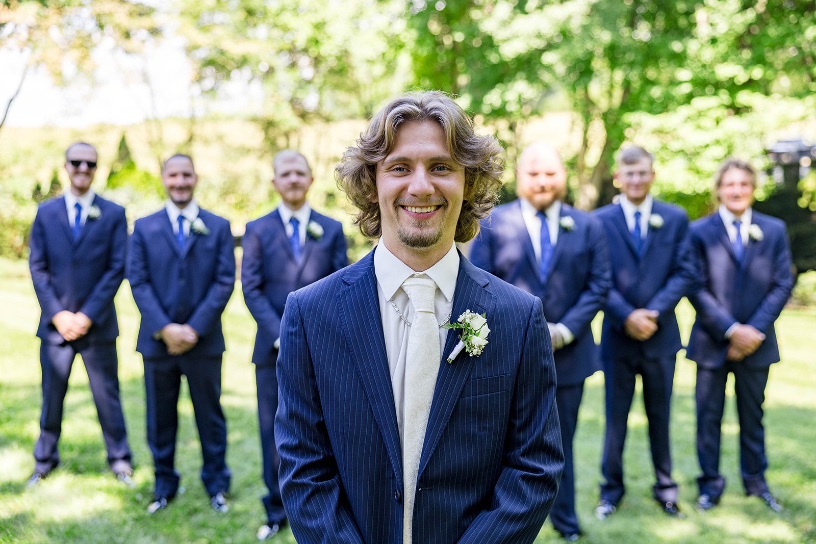 linwood-estate-timeless-baltimore-autumn-dylan-019-19 Groom with his groomsmen in navy