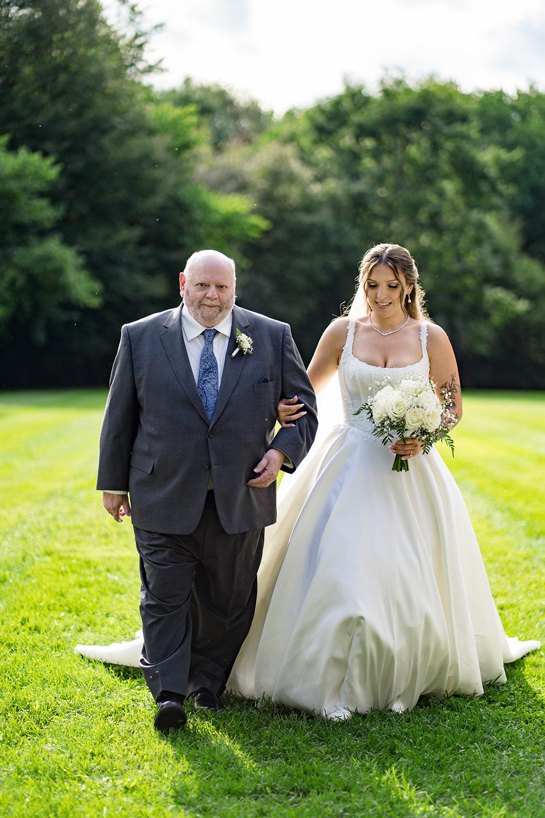 linwood-estate-timeless-baltimore-autumn-dylan-021-38 Bride walking down the aisle with her father