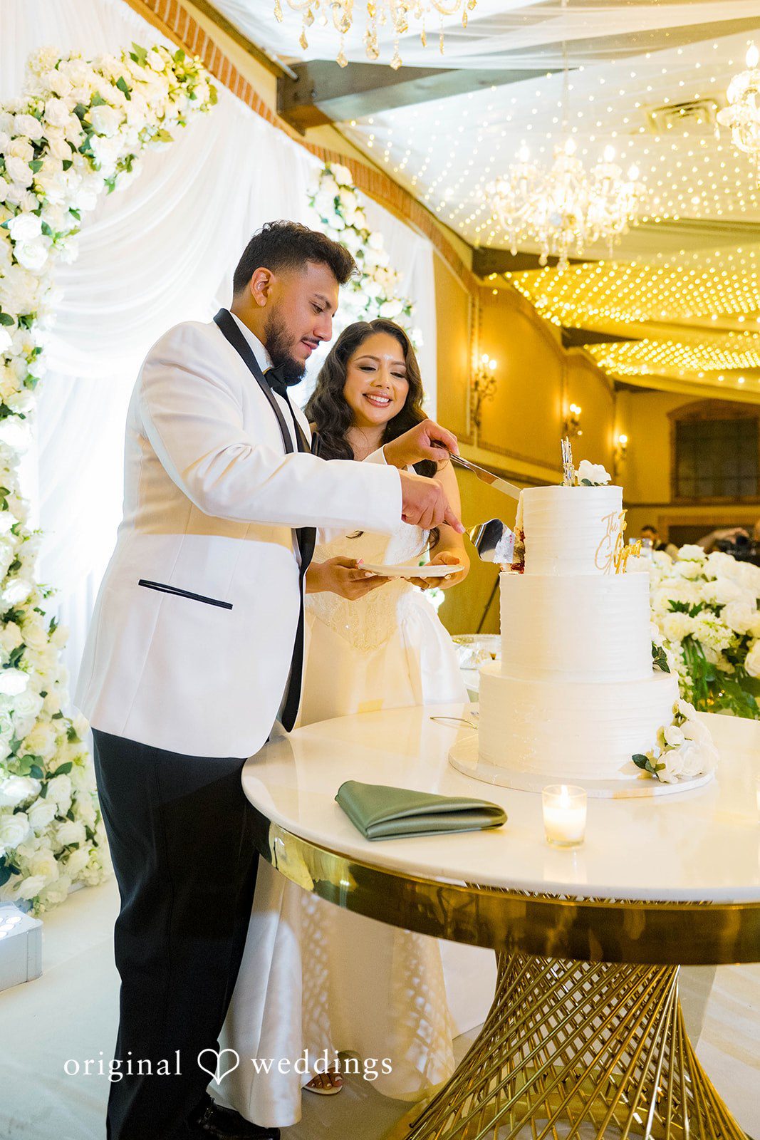 September 12, 2026 – Sierra & Arturo – (ID-4123) Groom smiling beside the wedding cake