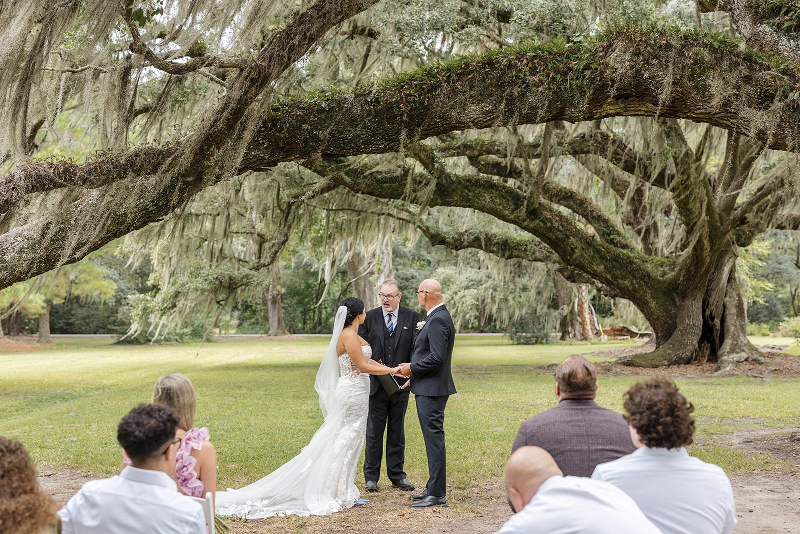 magnolia-plantation-and-gardens-timeless-charleston-haily-mackie-haily-mackie-025-10 Magnolia Plantation and Gardens Wedding | Haily & Mackie -