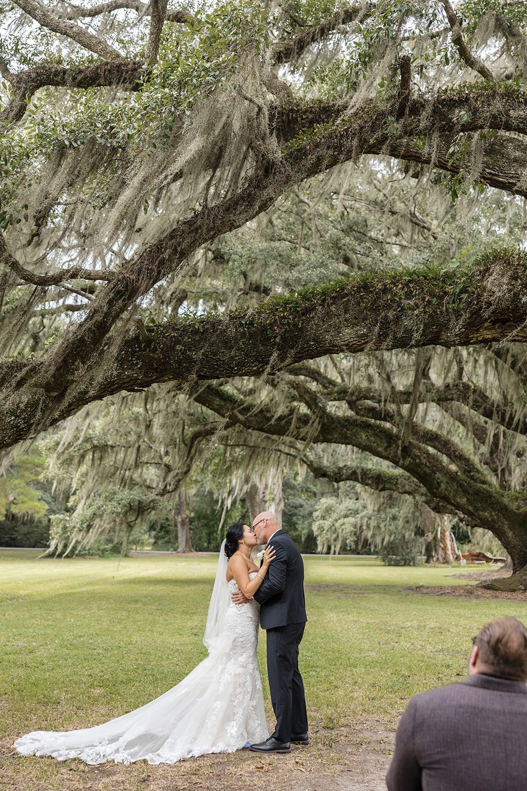 magnolia-plantation-and-gardens-timeless-charleston-haily-mackie-haily-mackie-027-22 Magnolia Plantation and Gardens Wedding | Haily & Mackie -