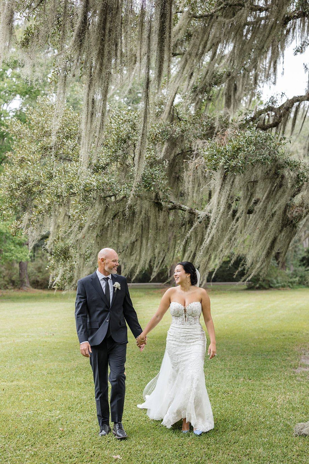 magnolia-plantation-and-gardens-timeless-charleston-haily-mackie-haily-mackie-033-01 Magnolia Plantation and Gardens Wedding | Haily & Mackie -