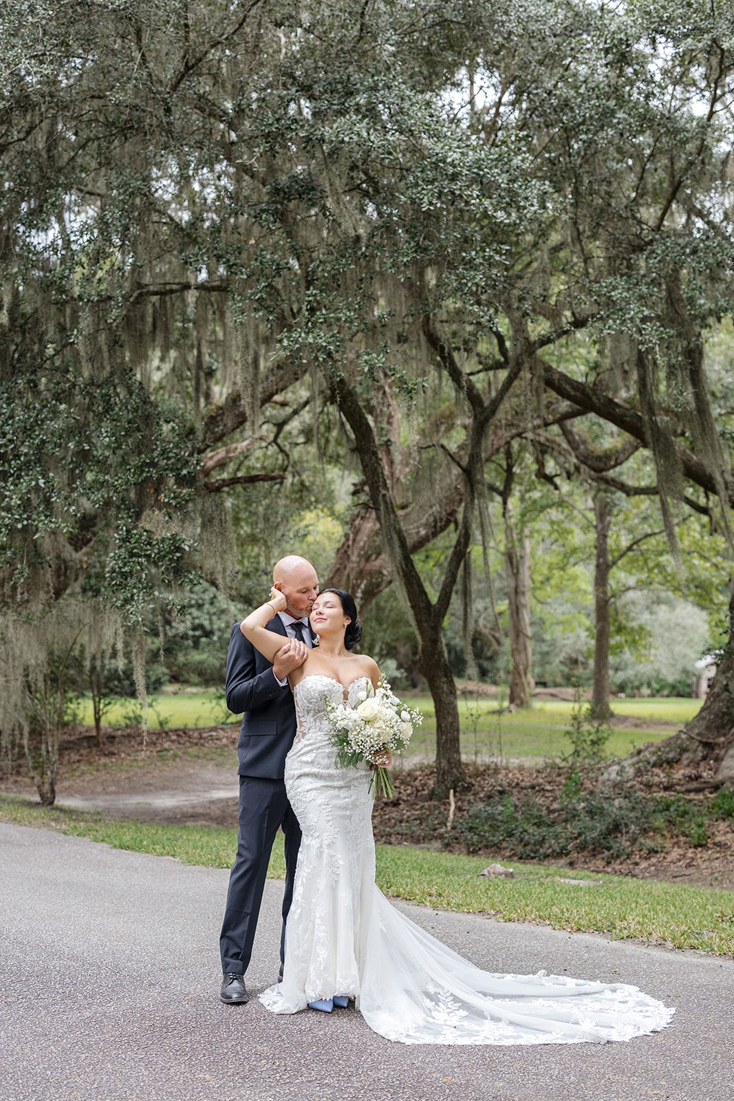 magnolia-plantation-and-gardens-timeless-charleston-haily-mackie-haily-mackie-040-14 Magnolia Plantation and Gardens Wedding | Haily & Mackie -