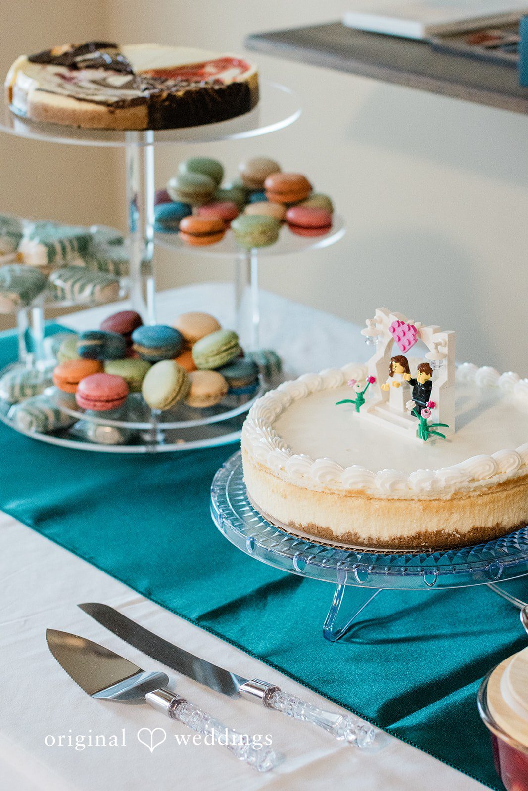 Nicole + Corey Wedding cake and desserts