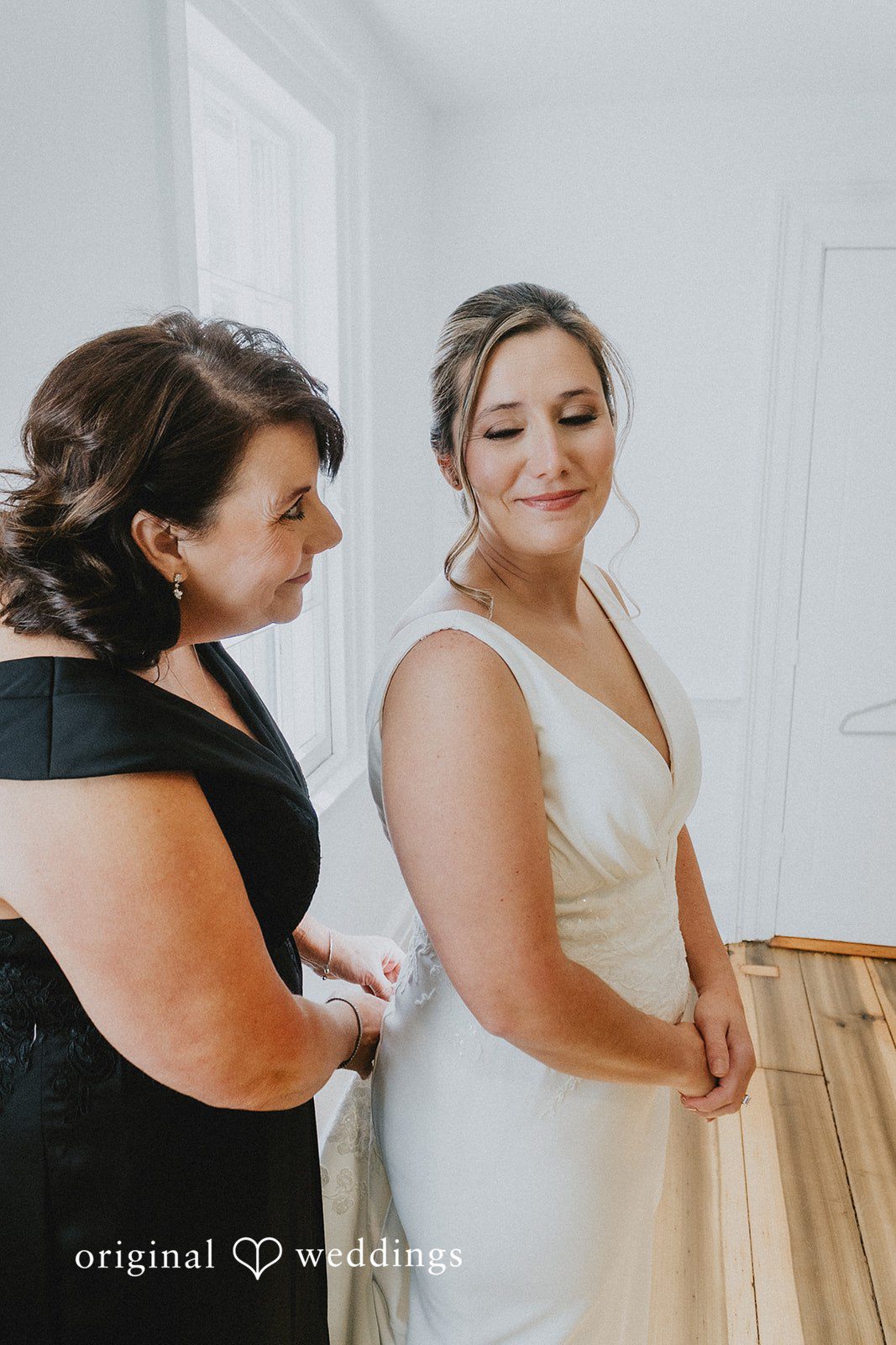 Rachel + Helen The bride gets ready