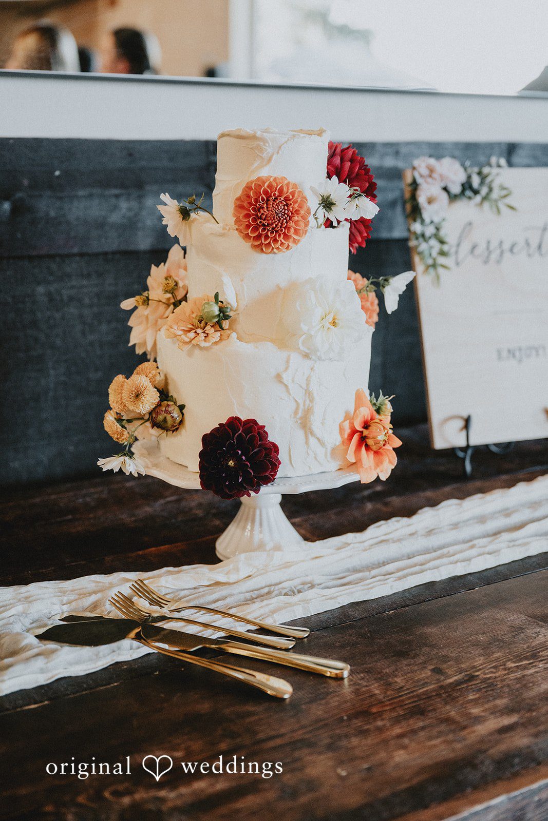 Wedding cake with fresh florals