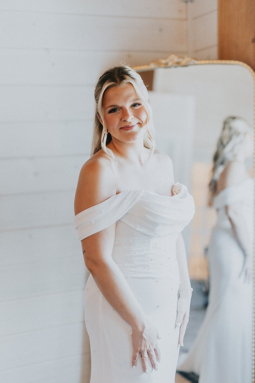 pine-hollow-farms-rustic-st-louis-natalie-john-p008-27 Bride in her off the shoulder gown
