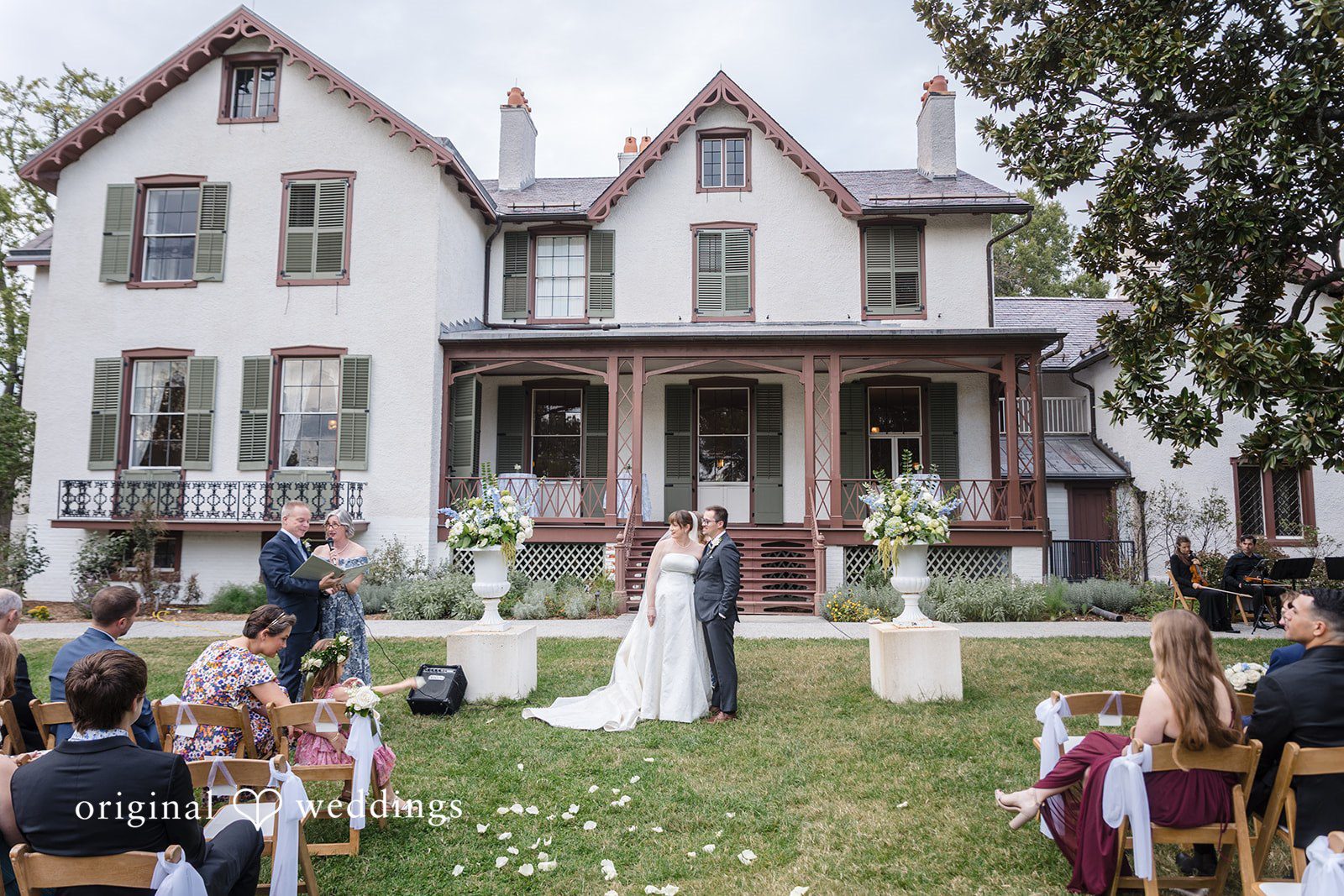Hannah + Jonathan Wedding ceremony moment at President Lincoln's Cottage