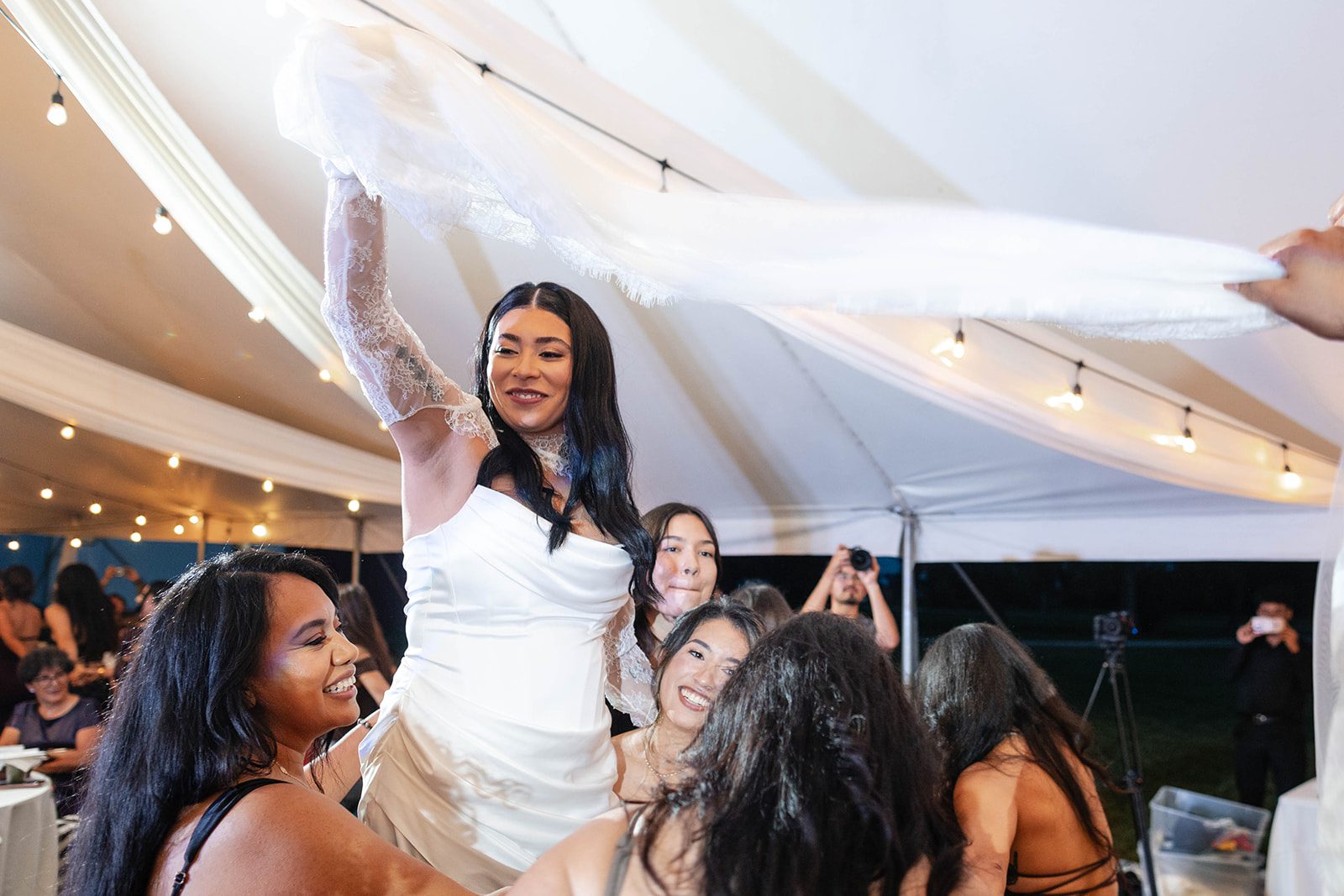 Illinois Backyard Wedding | Aaron & Yamileex -
