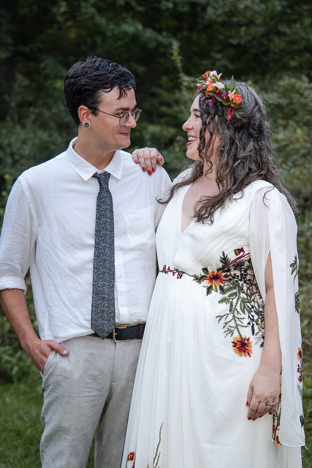 Couple in the garden at Pyramid Hill Sculpture Park