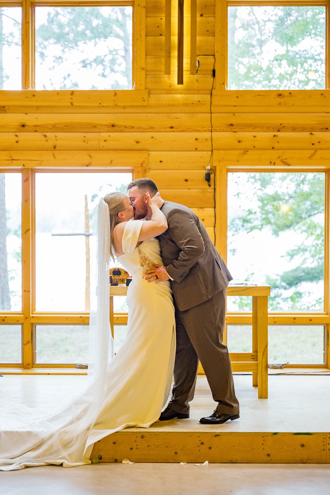 spirit-in-the-pines-timeless-minneapolis-anna-justin-anna-justin-015-08 Spirit in the Pines Wedding | Anna & Justin -