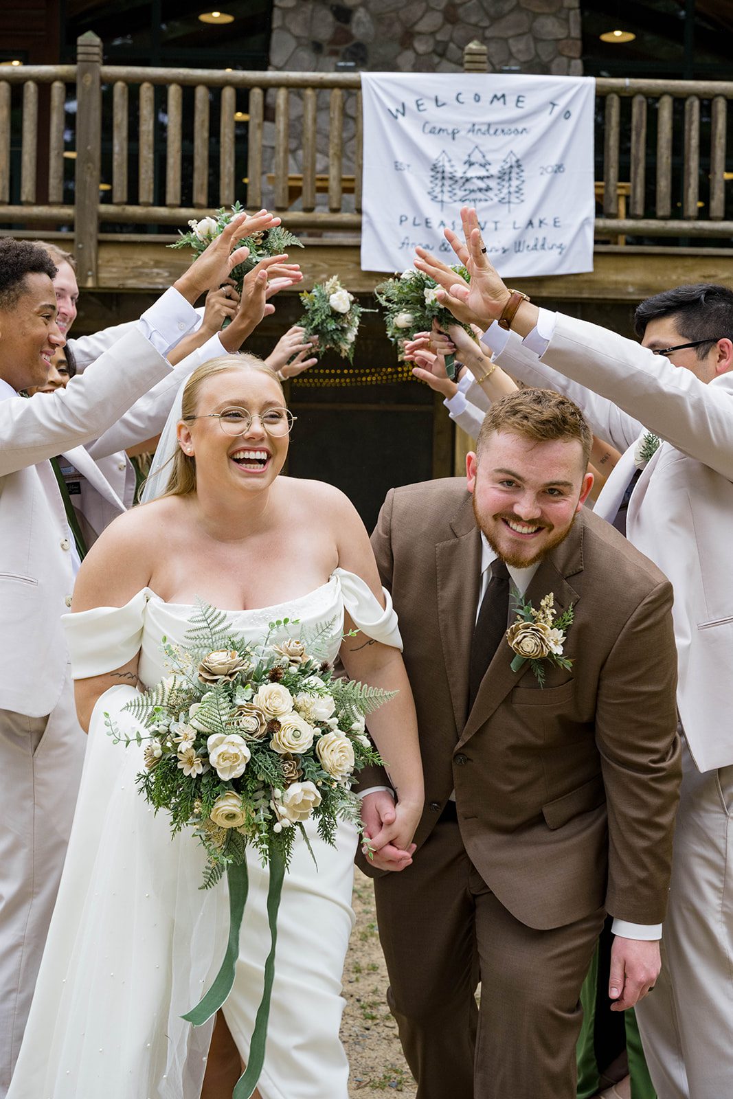 spirit-in-the-pines-timeless-minneapolis-anna-justin-anna-justin-036-01 Spirit in the Pines Wedding | Anna & Justin -