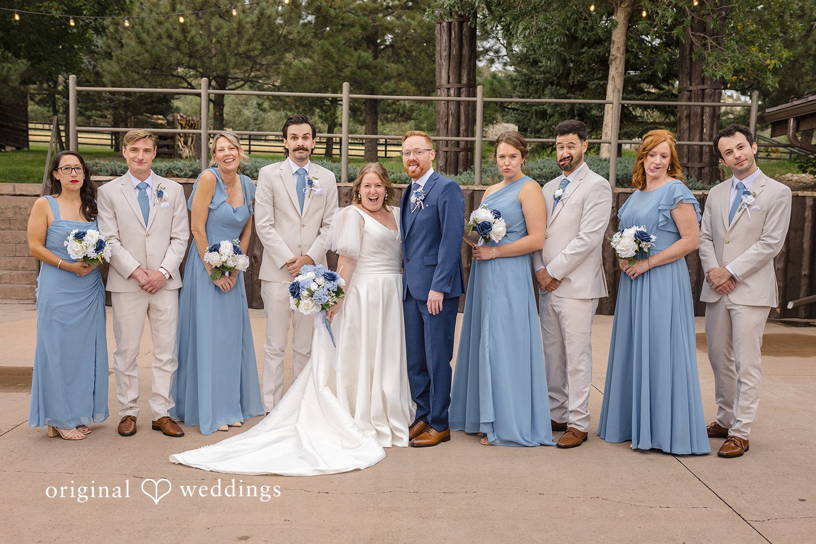 Faith + Brandon Full wedding party posing outdoors