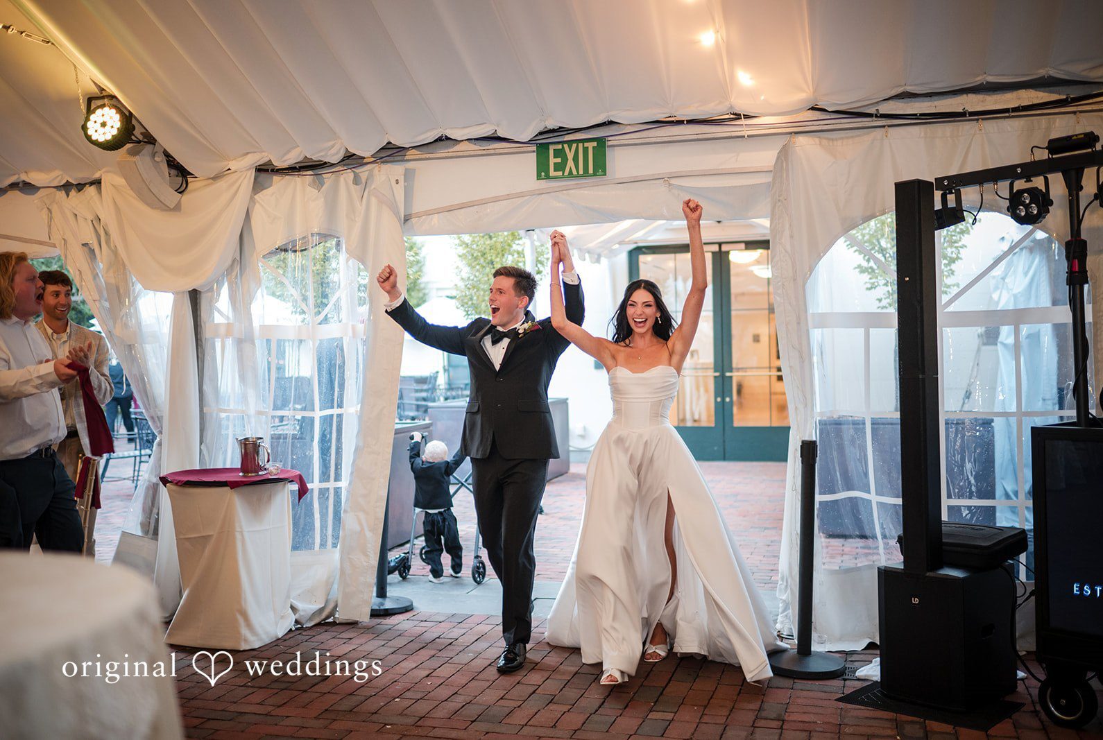 Stunning Portrait of couple at Taft Museum of Art by Cincinnati Wedding Photographers from Original Weddings.
