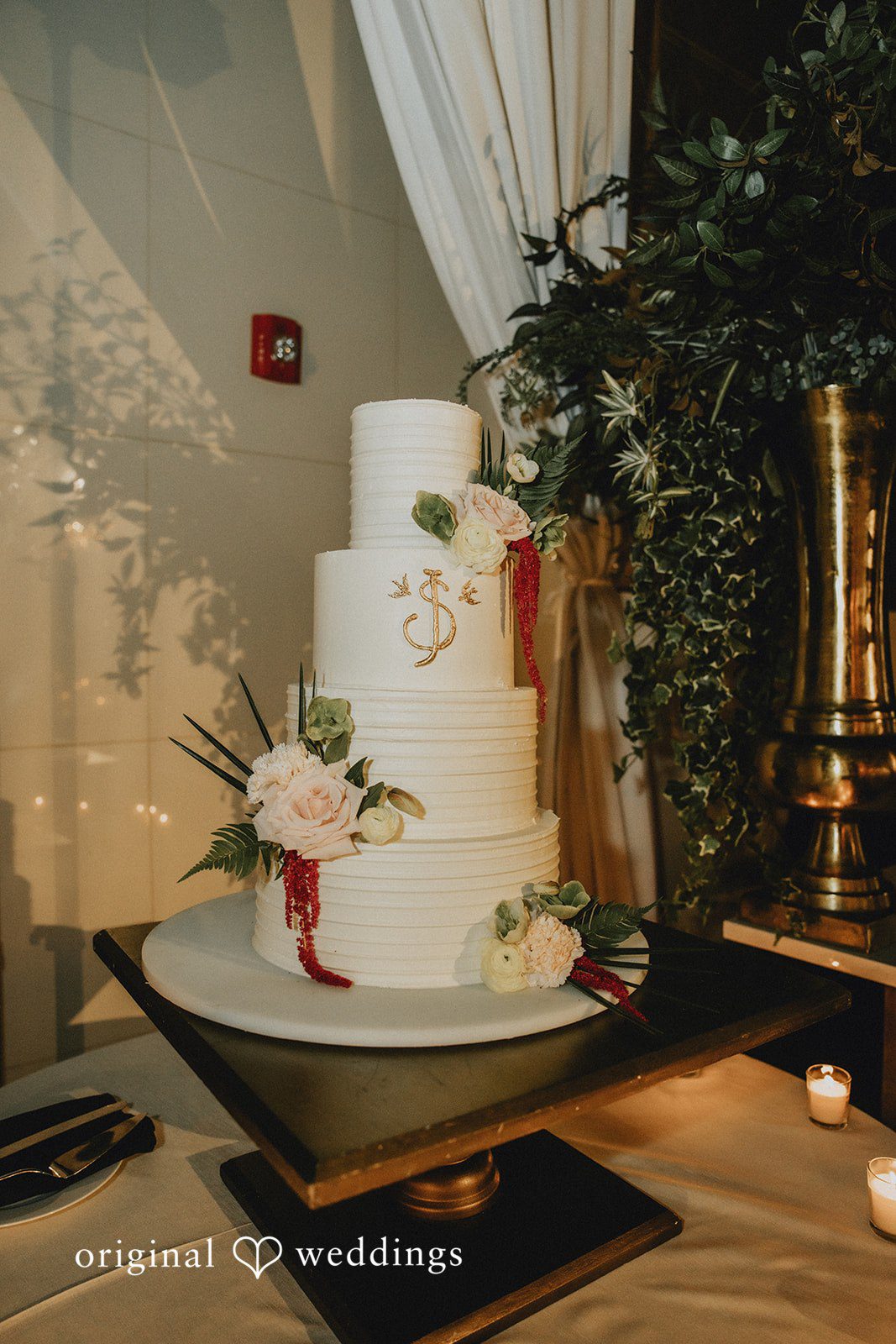 Sasha + Jason Yummy wedding cake