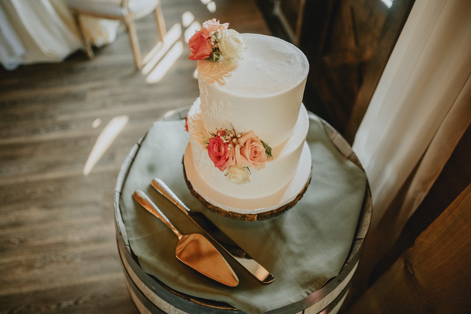 Wedding cake with pink flowers Wedding cake with pink flowers