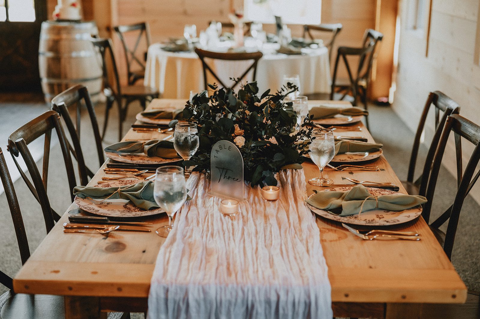 Long reception table with greenery Long reception table with greenery