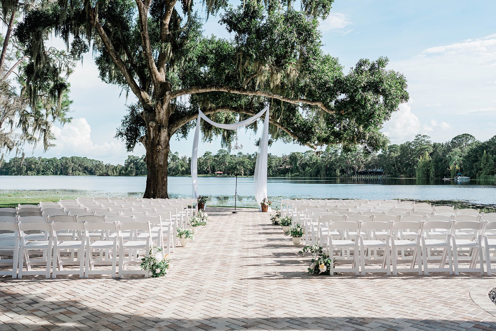 the-barn-at-crescent-lake-airy-tampa-victoria-john-victoria-john-002-39 The Barn at Crescent Lake Wedding | Victoria & John -