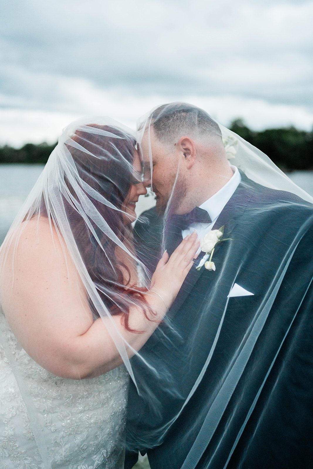 the-barn-at-crescent-lake-airy-tampa-victoria-john-victoria-john-023-15 The Barn at Crescent Lake Wedding | Victoria & John -