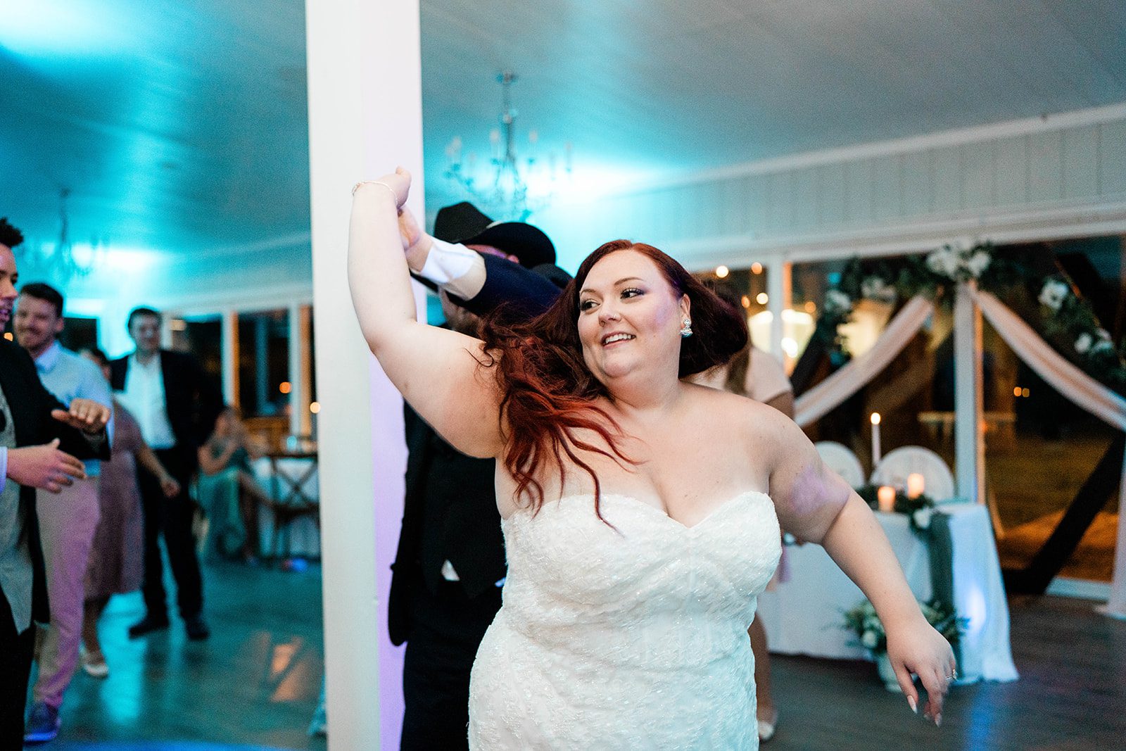 the-barn-at-crescent-lake-airy-tampa-victoria-john-victoria-john-037-36 The Barn at Crescent Lake Wedding | Victoria & John -