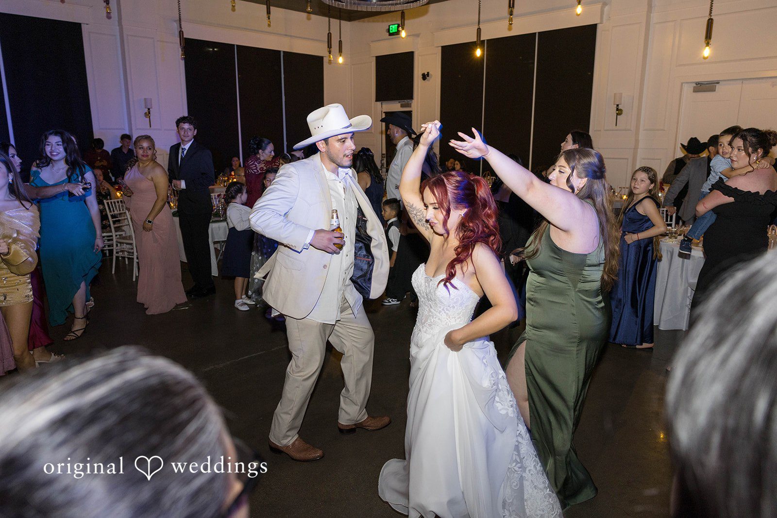 Andrea + Roberto Guests dancing together at The Crawford