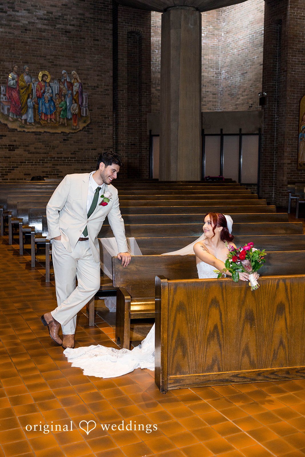 Andrea + Roberto Couple sharing a traditional moment during the ceremony