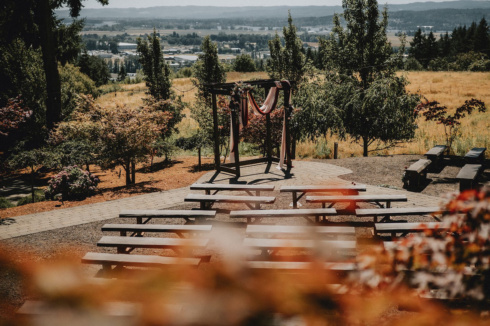 the-empress-estate-rustic-portland-alexis-lucas-alexis-lucas-001-12 The Empress Estate Wedding | Alexis Johnell & Lucas -