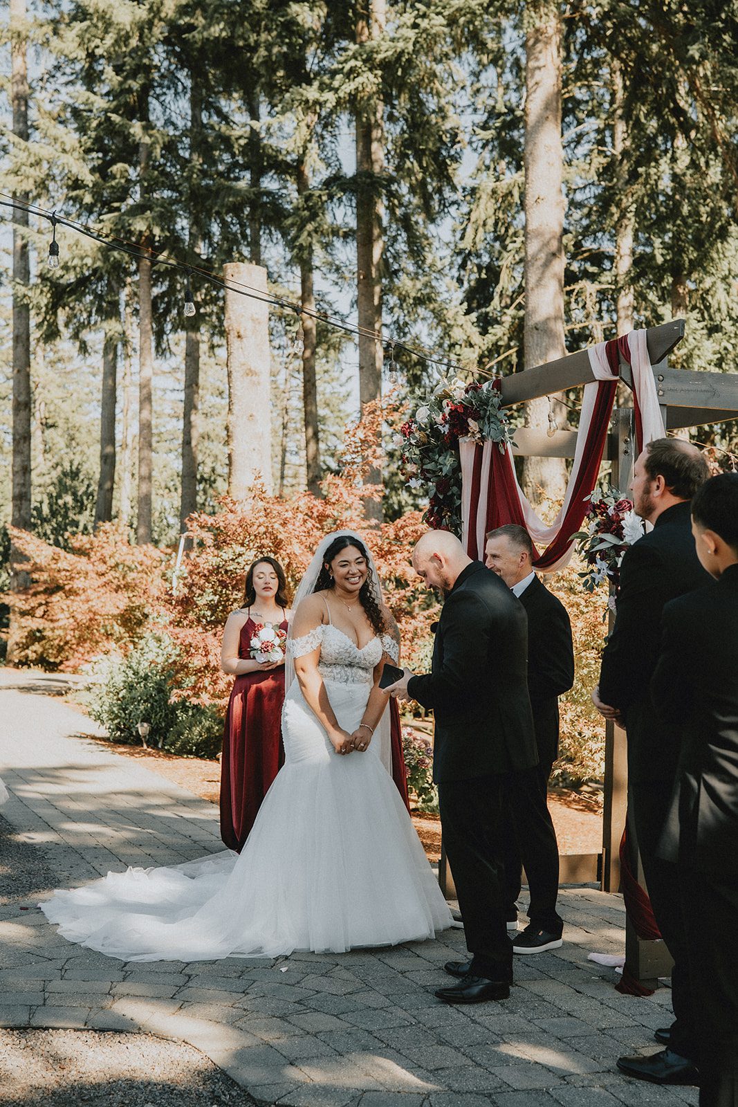 the-empress-estate-rustic-portland-alexis-lucas-alexis-lucas-021-47 The Empress Estate Wedding | Alexis Johnell & Lucas -