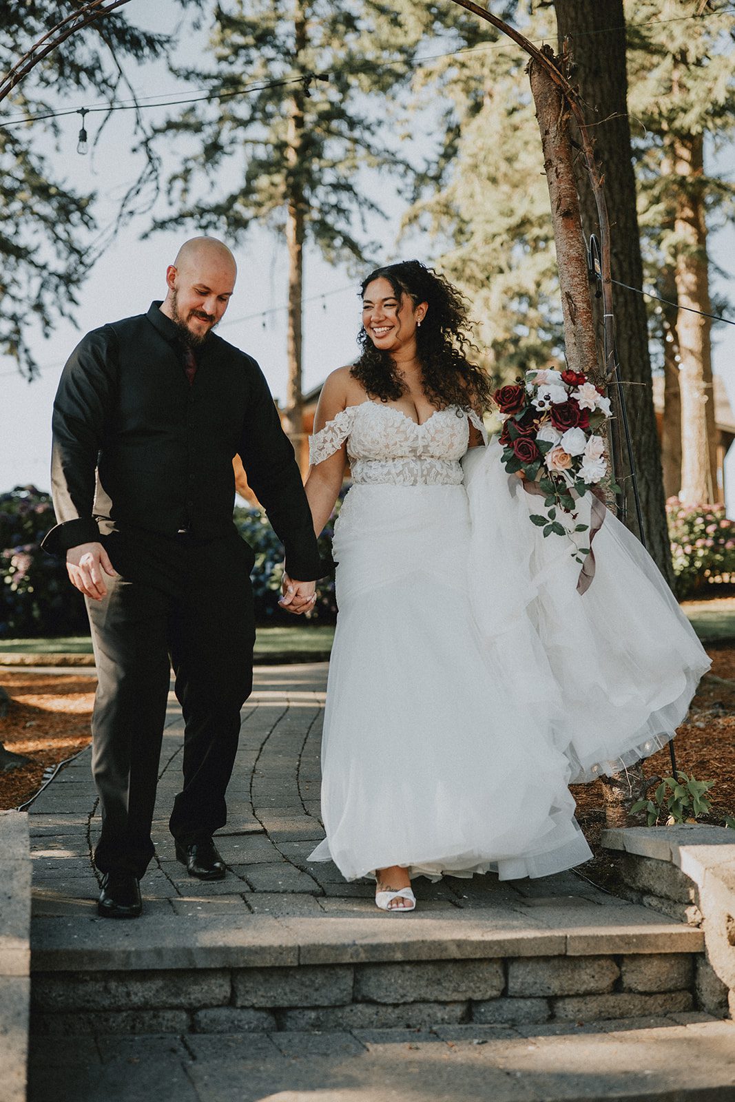 the-empress-estate-rustic-portland-alexis-lucas-alexis-lucas-028-48 The Empress Estate Wedding | Alexis Johnell & Lucas -