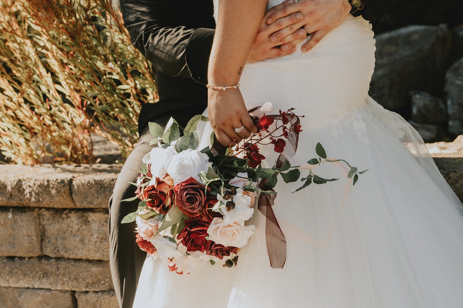 the-empress-estate-rustic-portland-alexis-lucas-alexis-lucas-032-21 The Empress Estate Wedding | Alexis Johnell & Lucas -