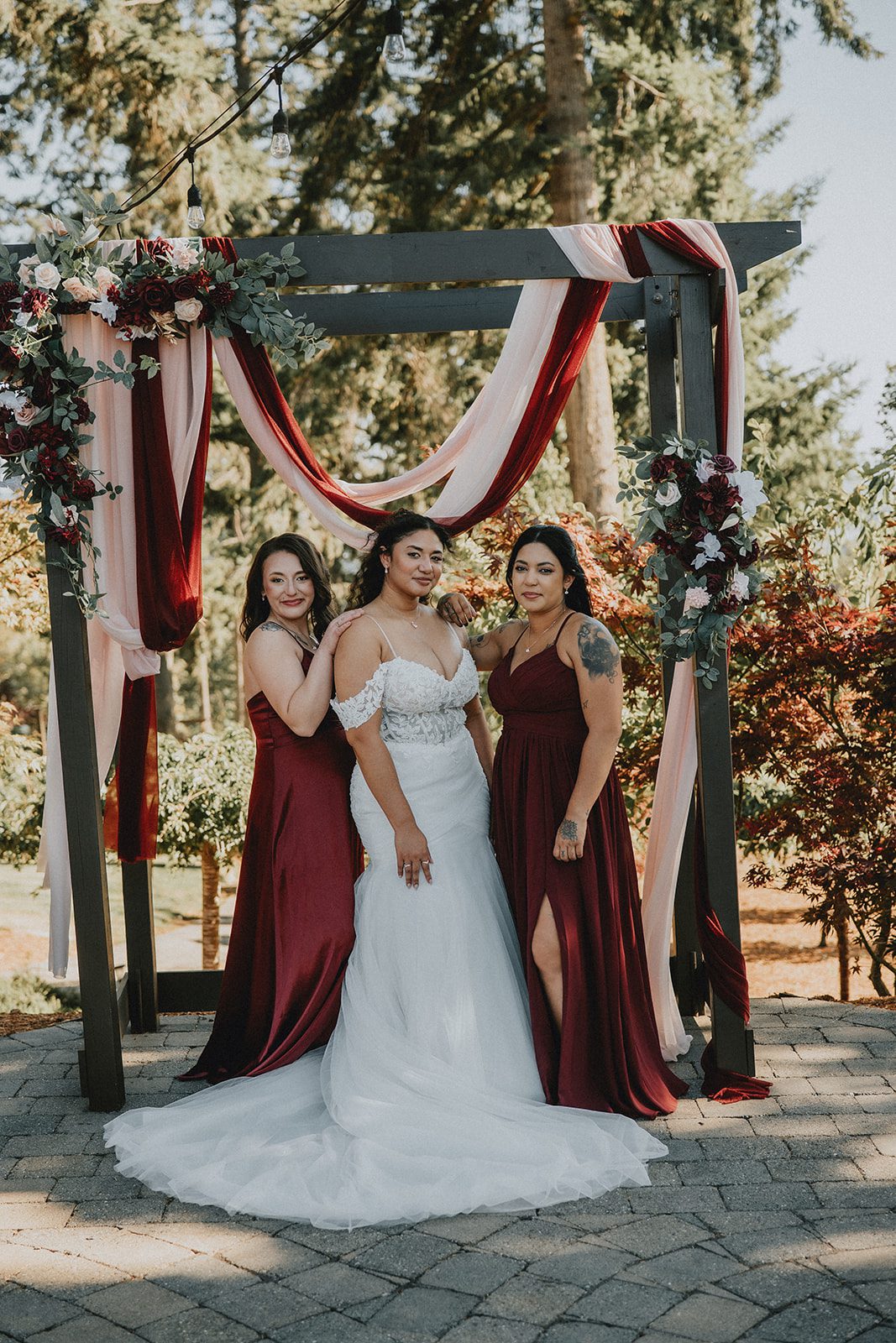 the-empress-estate-rustic-portland-alexis-lucas-alexis-lucas-038-30 The Empress Estate Wedding | Alexis Johnell & Lucas -