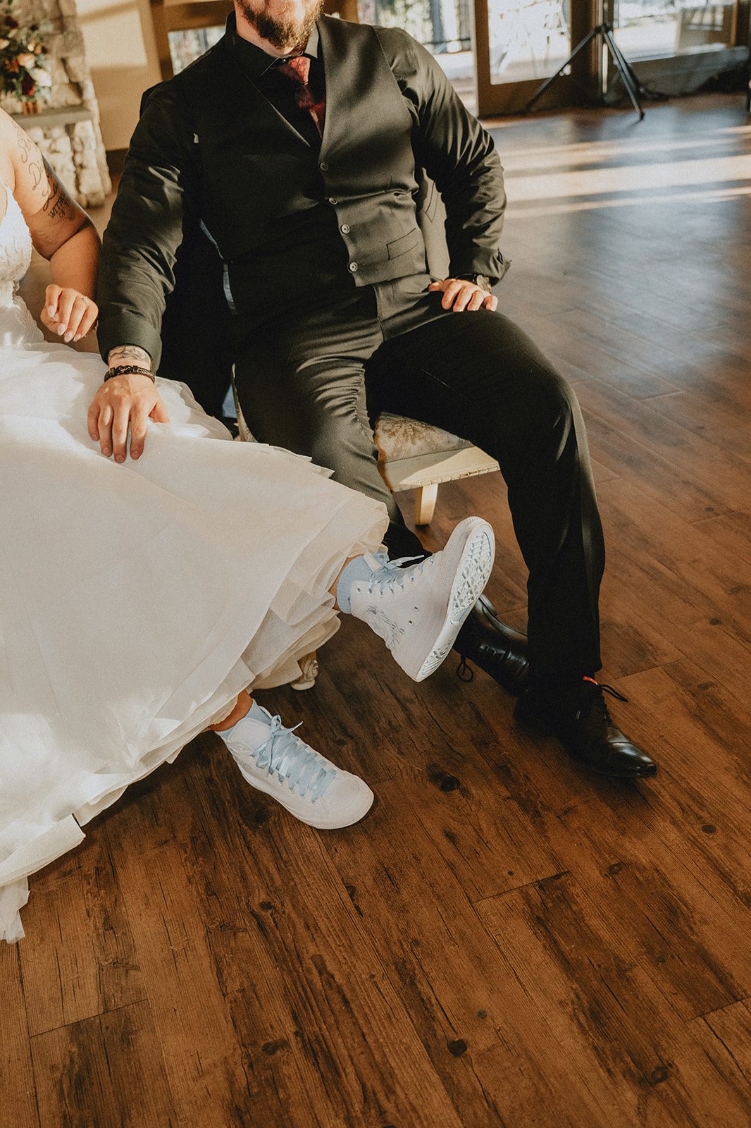 the-empress-estate-rustic-portland-alexis-lucas-alexis-lucas-044-31 The Empress Estate Wedding | Alexis Johnell & Lucas -