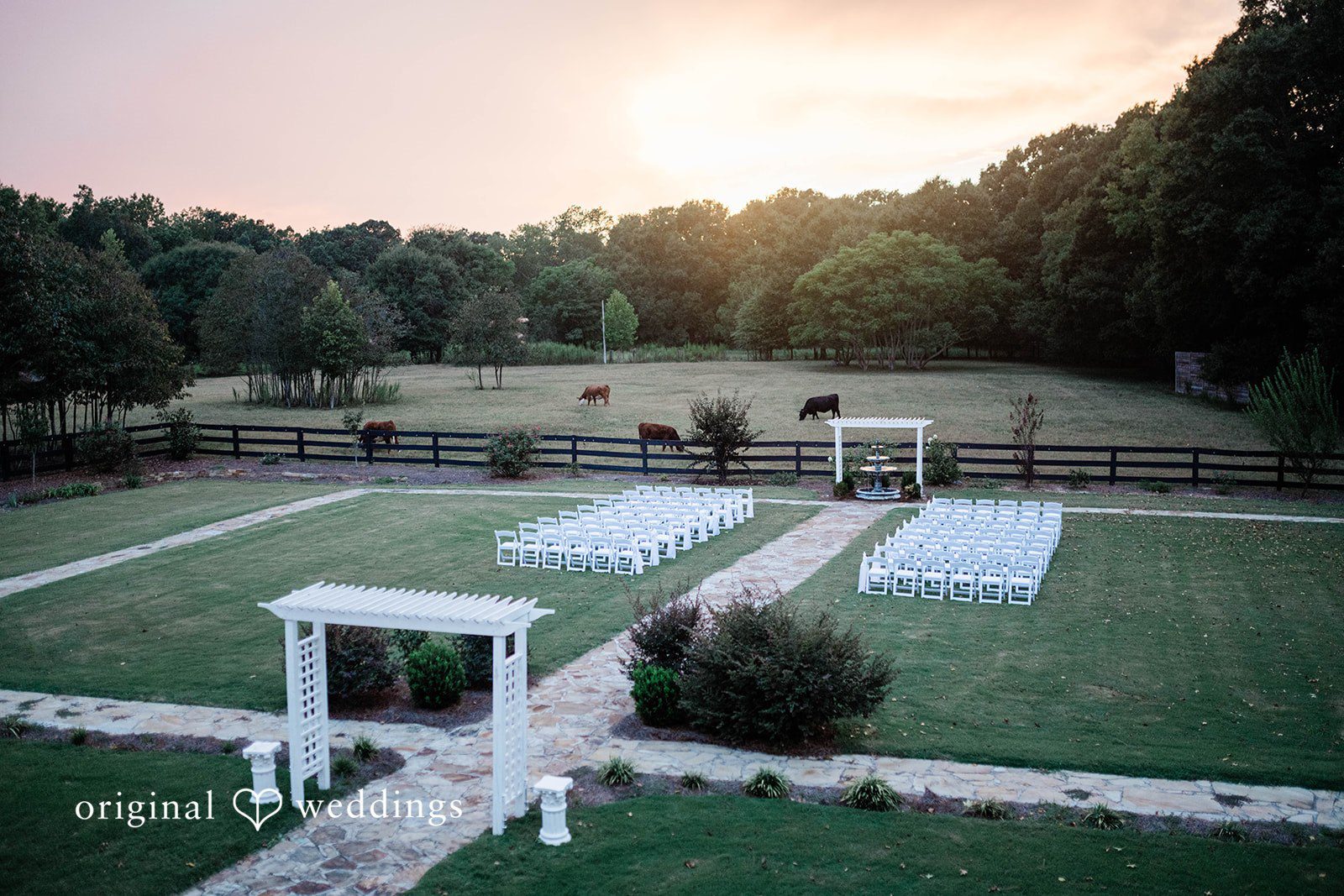 Katey + Liam The outdoor space at The Grove Estate
