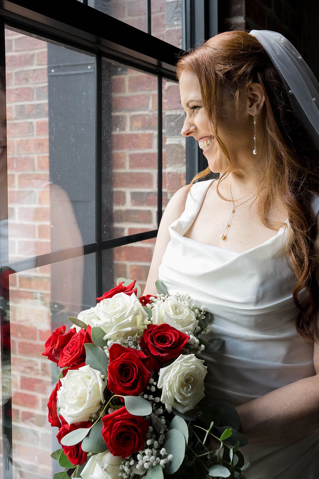 the-loom-hotel-timeless-providence-stephanie-charles-stephanie-charles-008-22 The Loom Hotel Wedding | Stephanie & Charles -