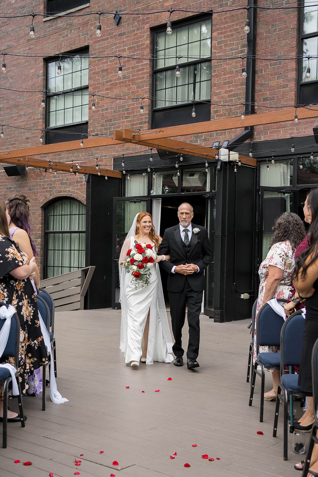 the-loom-hotel-timeless-providence-stephanie-charles-stephanie-charles-012-03 The Loom Hotel Wedding | Stephanie & Charles -