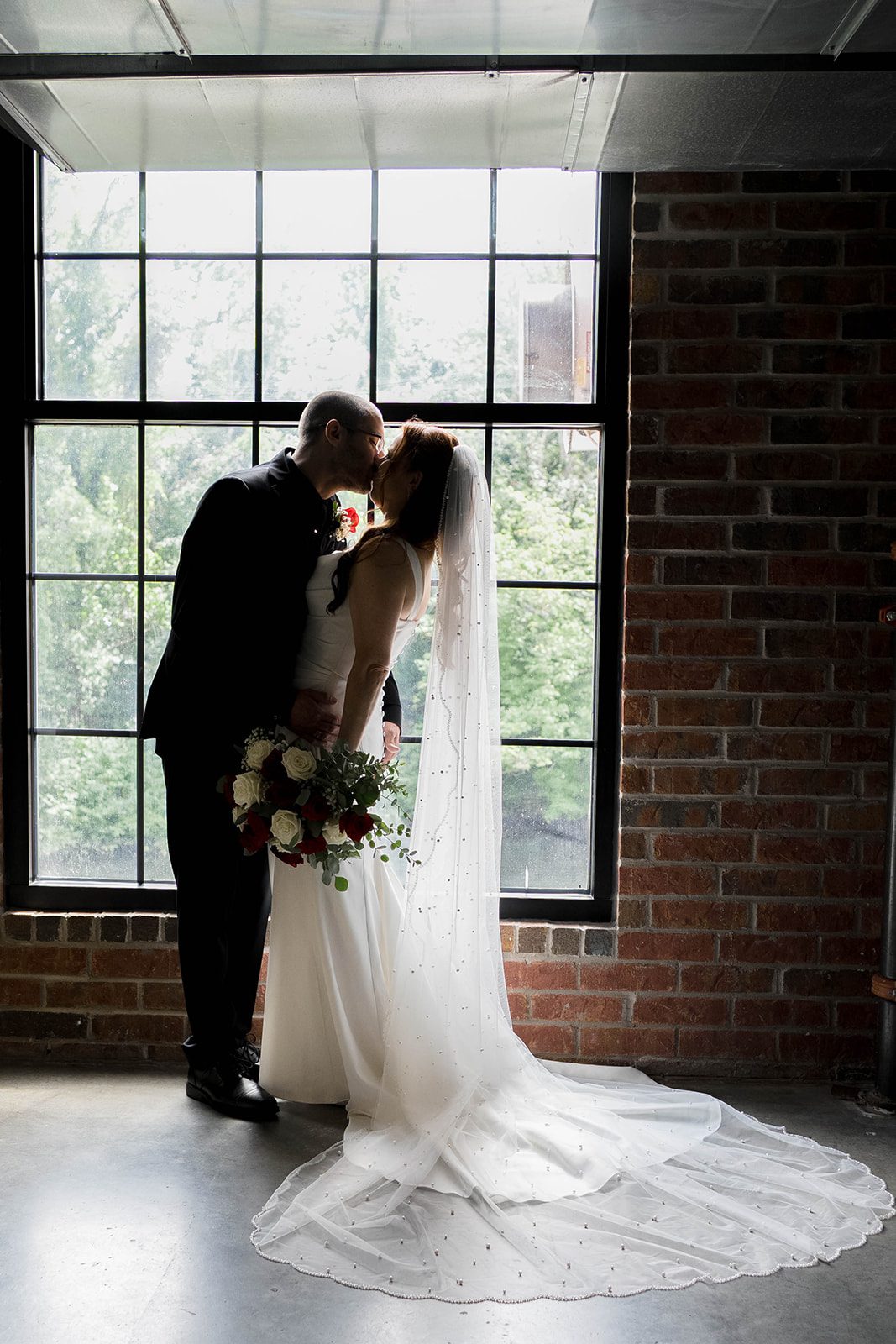 the-loom-hotel-timeless-providence-stephanie-charles-stephanie-charles-022-15 The Loom Hotel Wedding | Stephanie & Charles -