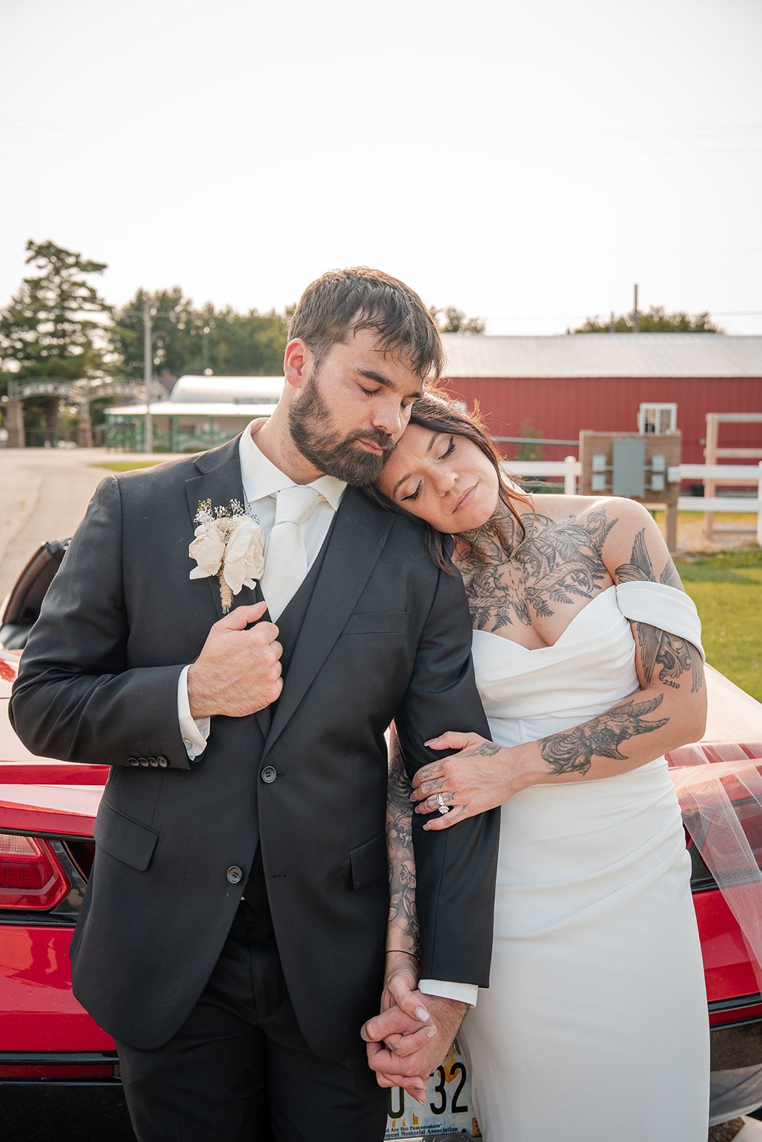 the-midway-timeless-minneapolis-sarah-drew-p027-40 Groom kissing the bride on the forehead